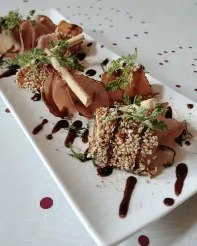 Restaurant Les Clarines Andilly 74350 - photo d'une entrée froide